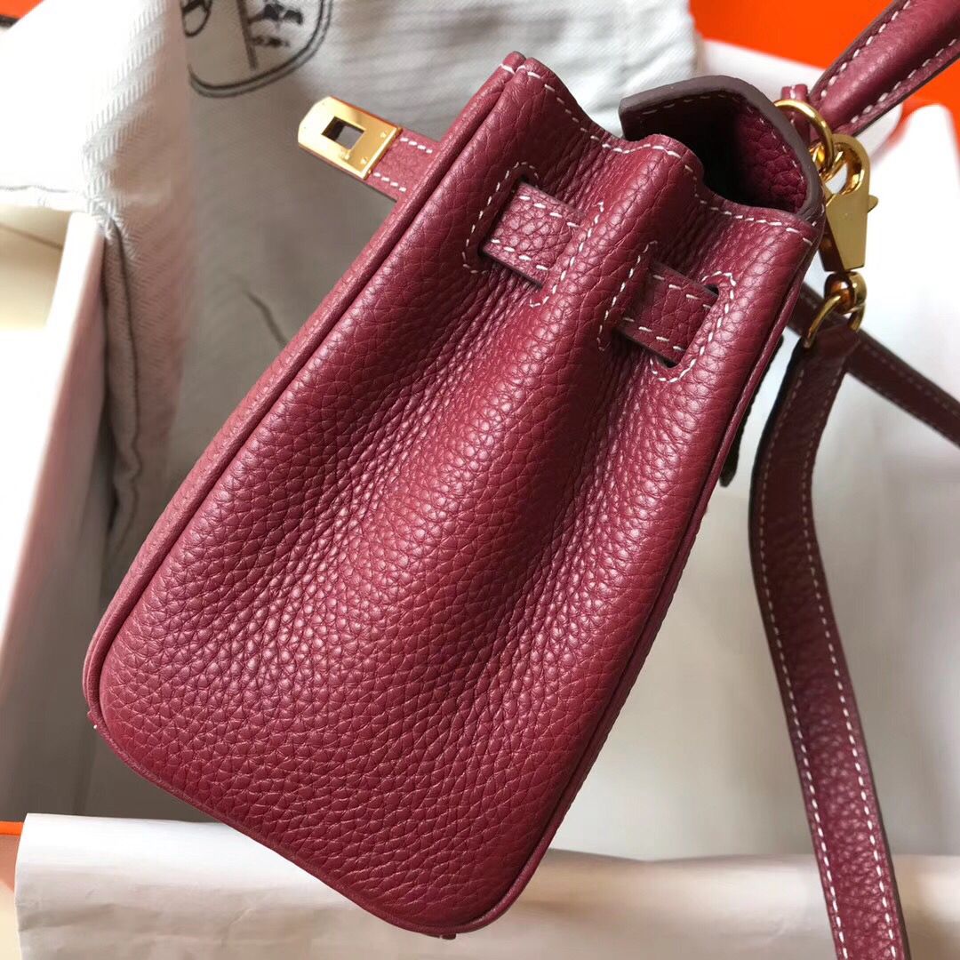 Hermes Kelly 20cm Bag In Bordeaux lemence Leather GHW - Image 4