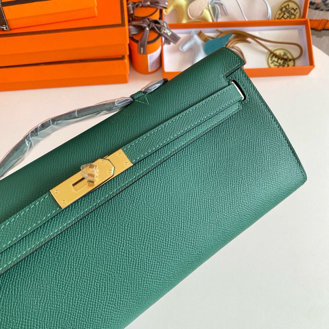 Hermes Kelly Cut Handmade Bag in Malachite Epsom Calfskin - Image 5