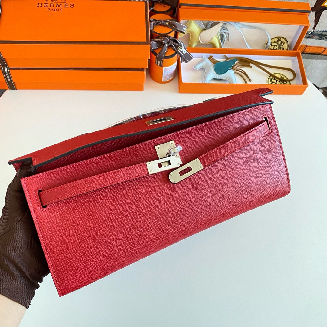 Hermes Kelly Cut Handmade Bag in Red Epsom Calfskin - Image 9