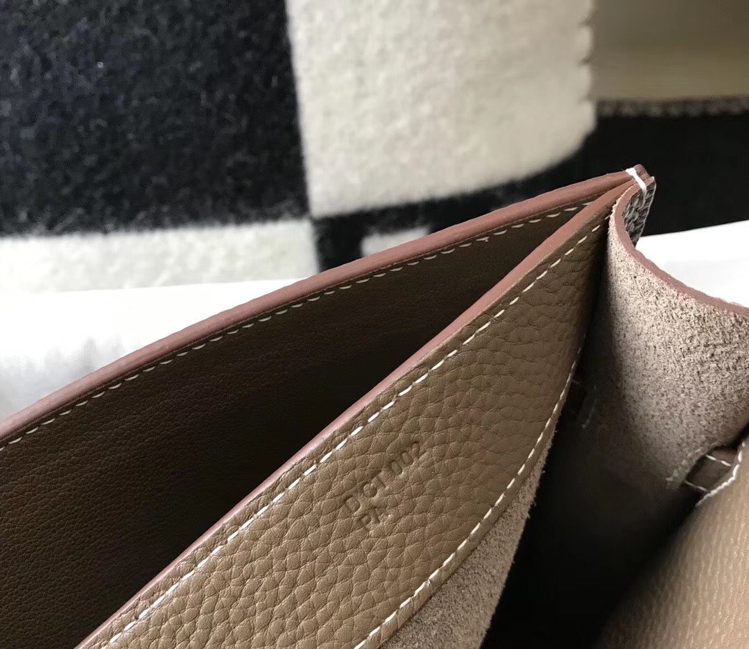 Hermes Kelly Depeche 38 Briefcase In Taupe Calfskin - Image 7