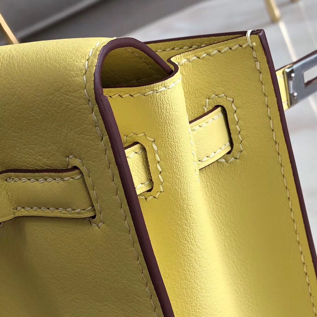 Hermes Kelly Danse Handmade Bag In Jaune Swift Leather - Image 7