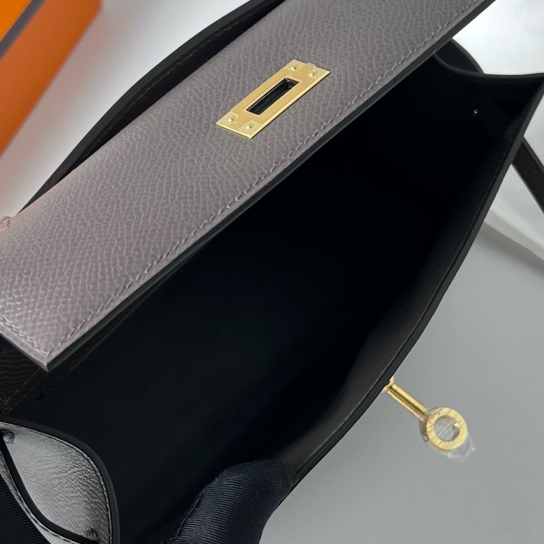 Hermes Kelly Pochette Handmade Bag In Etain Epsom Calfskin - Image 10