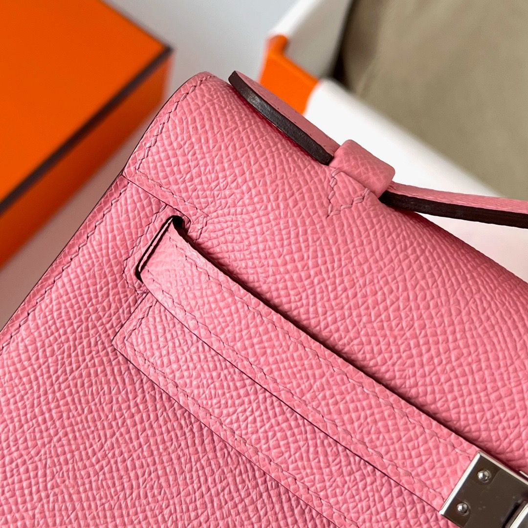 Hermes Kelly Pochette Handmade Bag In Rose Confetti Epsom Calfskin - Image 6