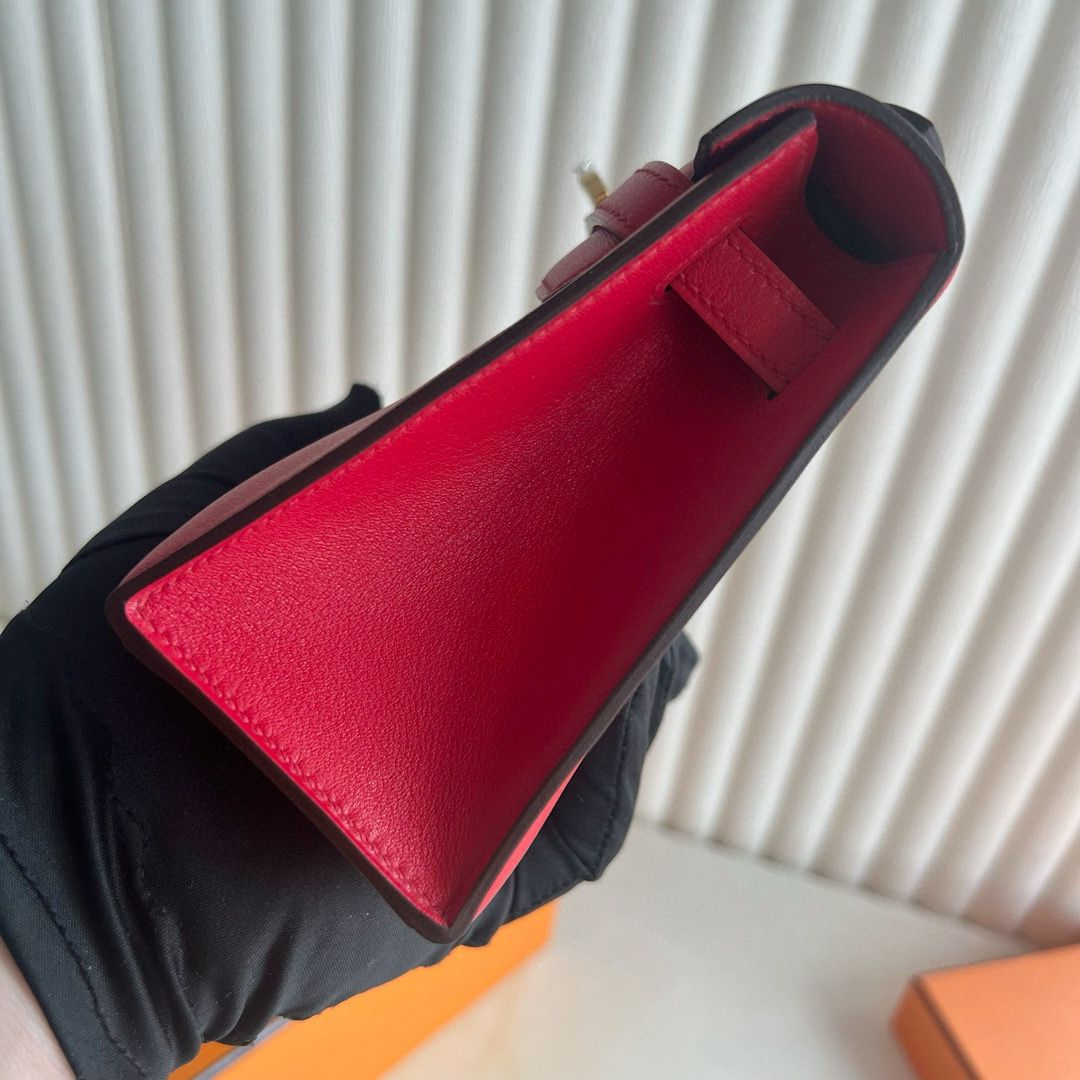 Hermes Kelly Pochette Handmade Bag in Red Swift Calfskin - Image 7