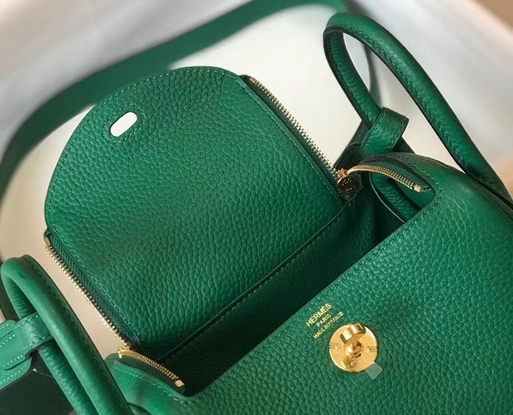 Hermes Lindy Mini Bag In Green Clemence Leather GHW - Image 7