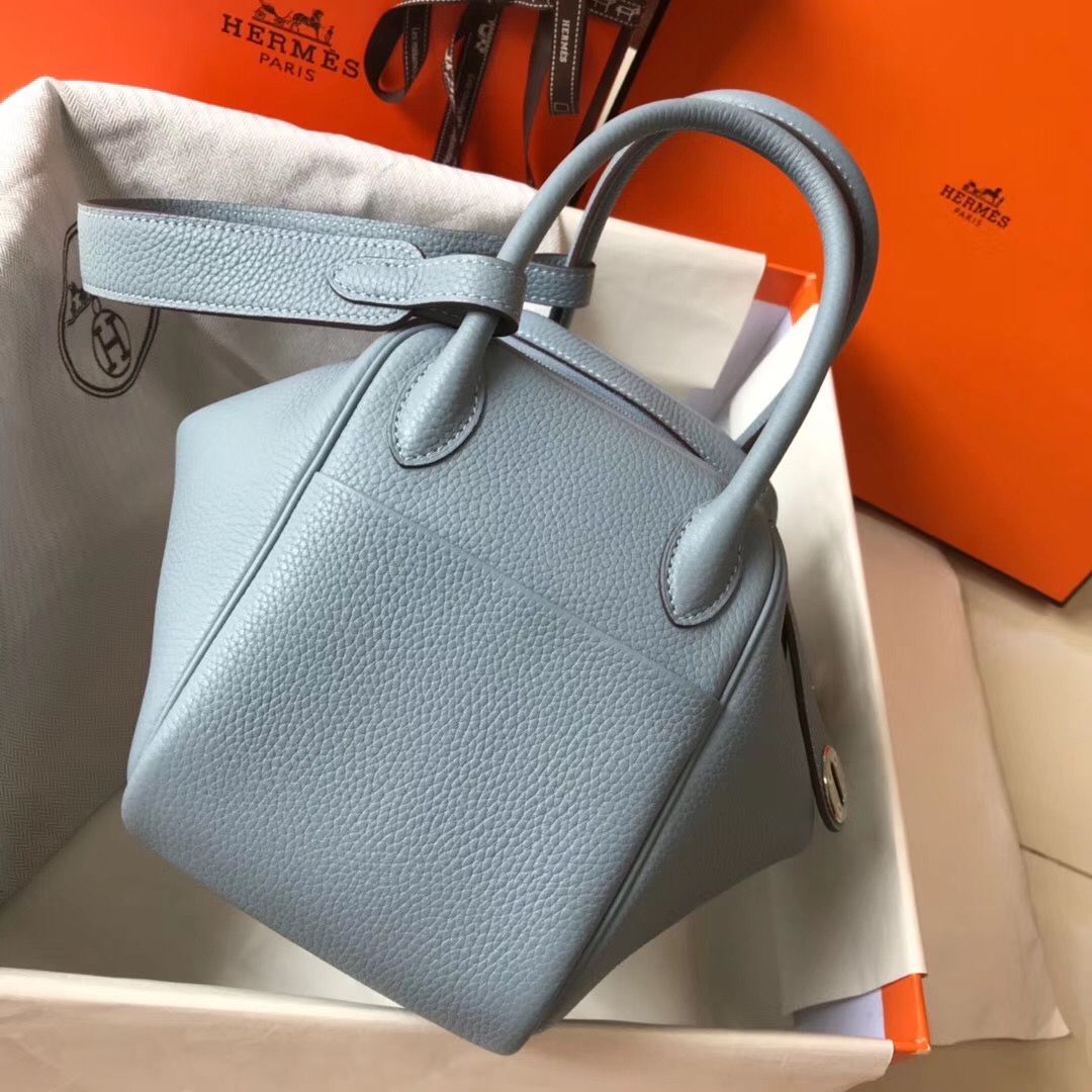 Hermes Lindy 26cm Bag In Blue Lin Clemence Leather PHW - Image 4