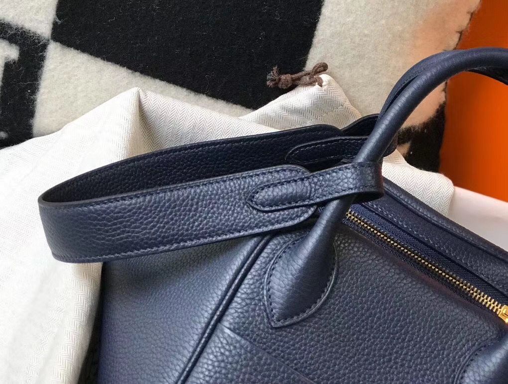 Hermes Lindy 26cm Bag In Navy Blue Clemence Leather GHW - Image 5