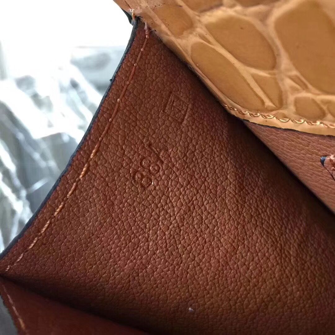 Hermes Medor Clutch Bag In Camarel Crocodile Leather - Image 8