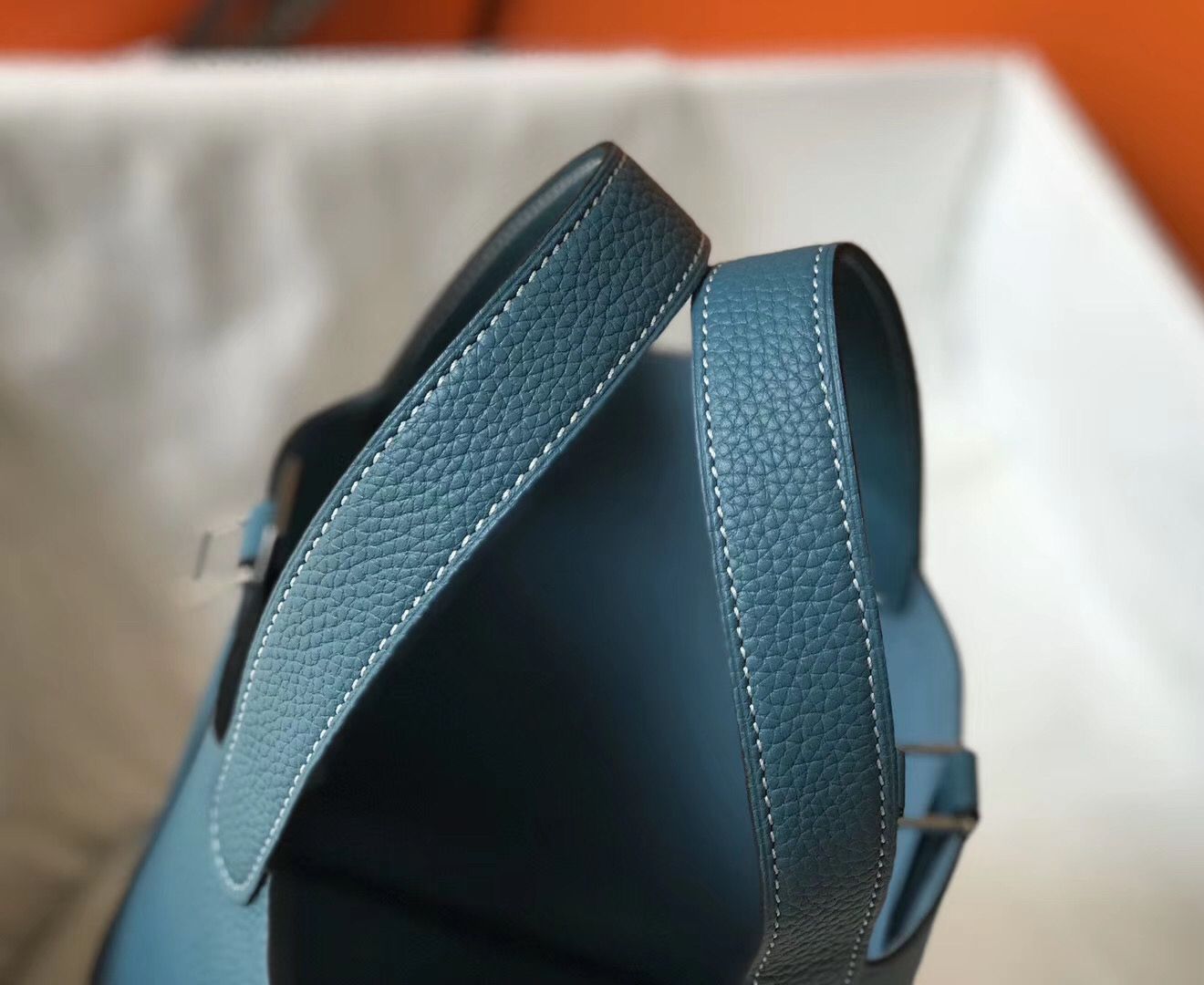 Hermes Picotin Lock 18 Bag In Blue Jean Clemence Leather - Image 5