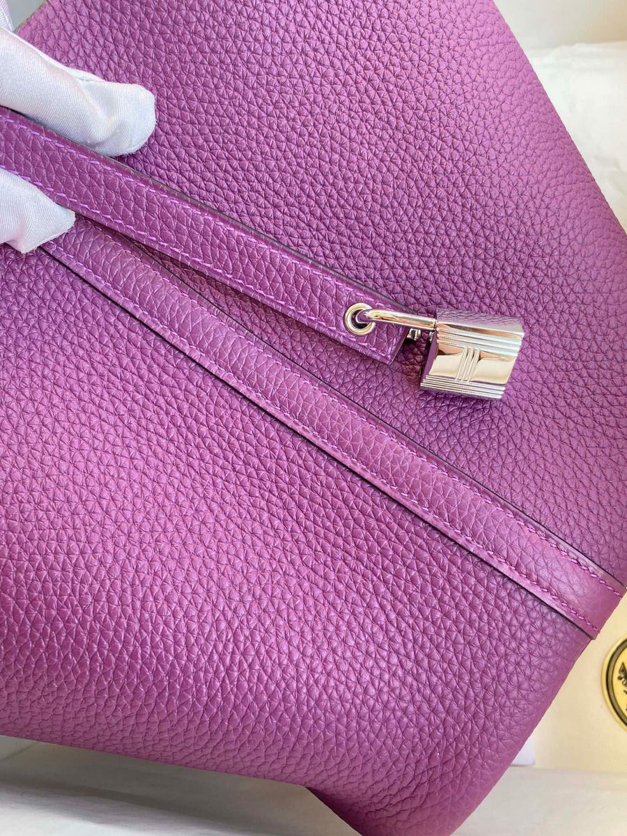 Hermes Picotin Lock 18 Handmade Bag in Anemone Clemence Leather - Image 4