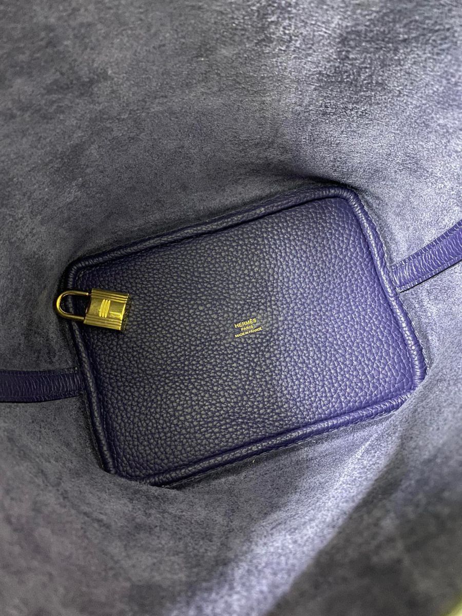Hermes Picotin Lock 18 Handmade Bag in Blue Encre Clemence Leather - Image 6