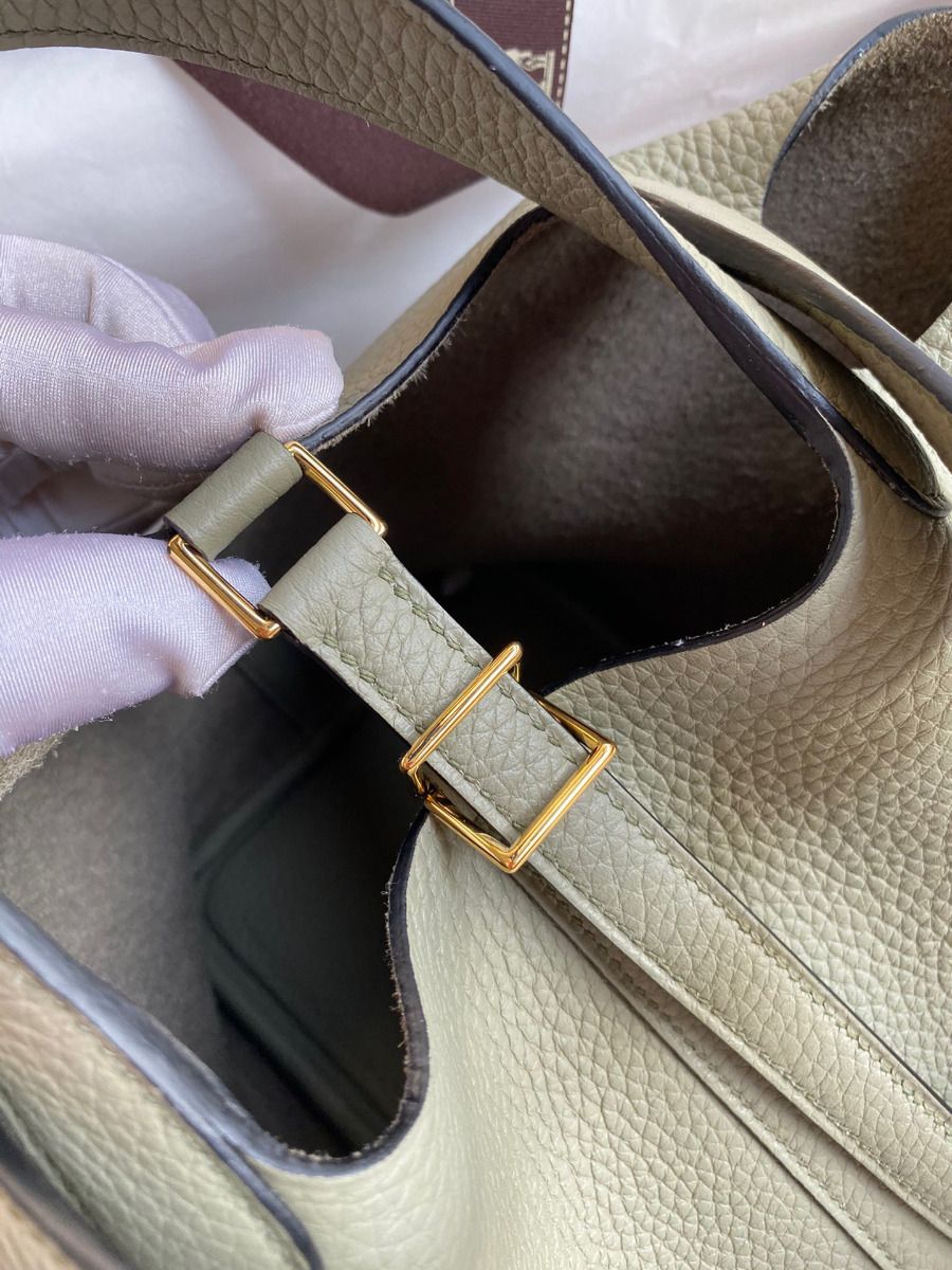 Hermes Picotin Lock 18 Handmade Bag in Sauge Clemence Leather - Image 5