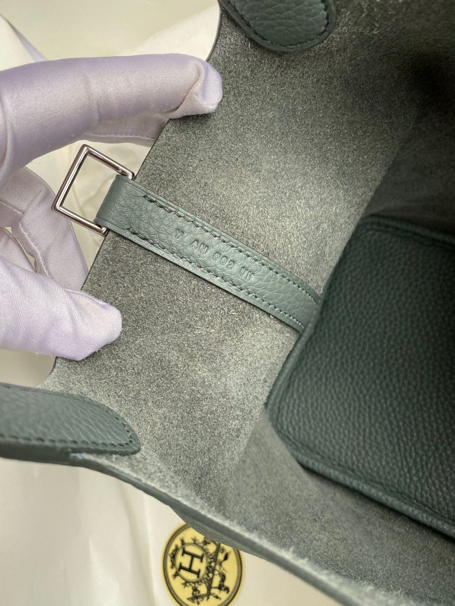 Hermes Picotin Lock 18 Handmade Bag in Vert Amande Clemence Leather - Image 8
