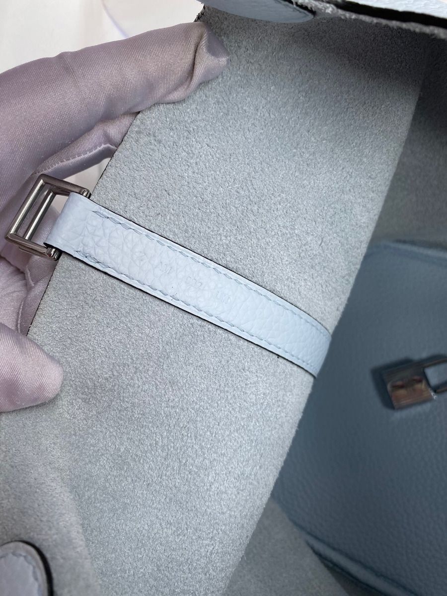 Hermes Picotin Lock 22 Handmade Bag in Blue Brume Clemence Leather - Image 8