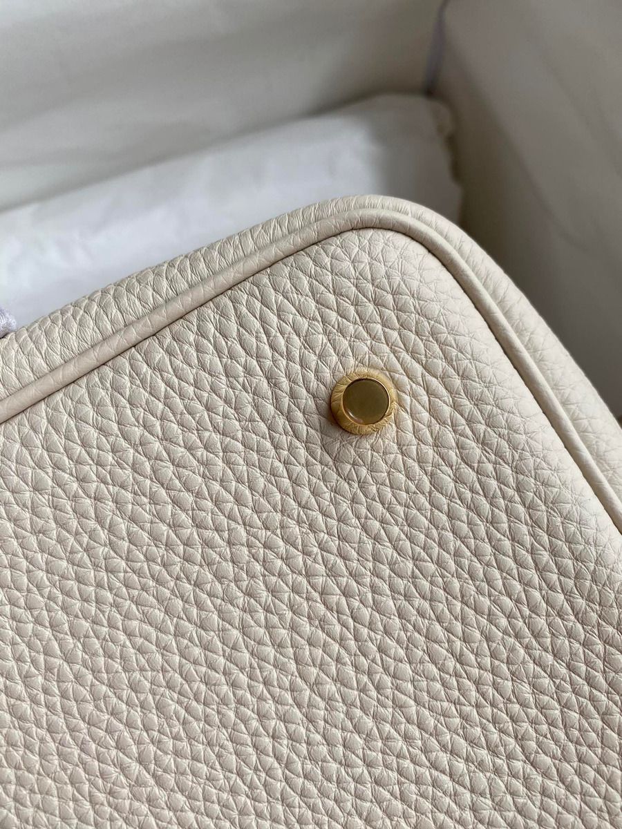 Hermes Picotin Lock 22 Handmade Bag in Craie Clemence Leather - Image 8