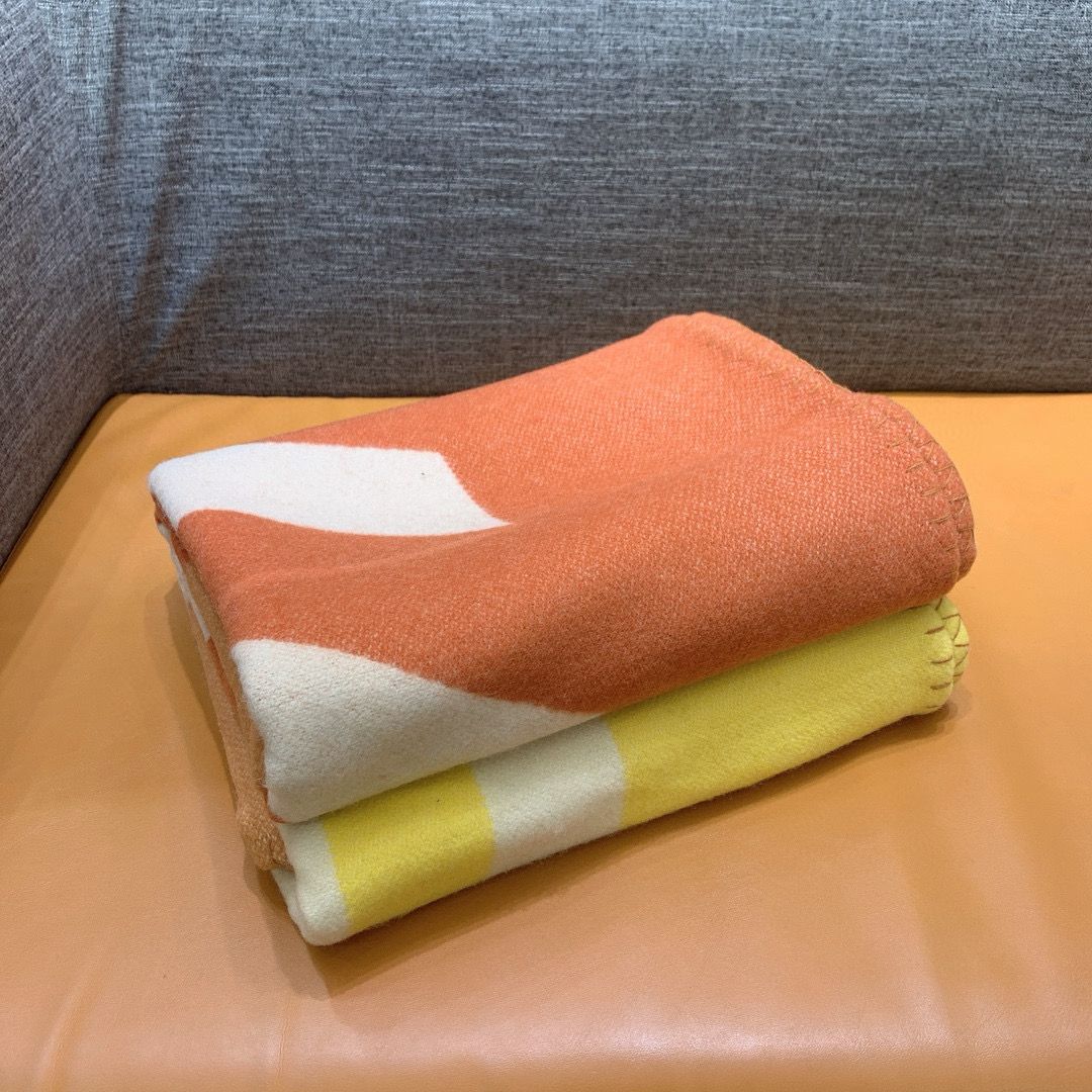 Hermes Avalon H Club Blanket in Terre Cuite/Yellow Cashmere - Image 4