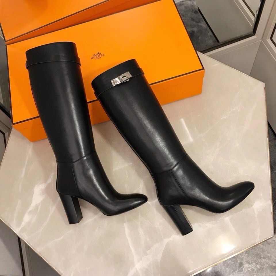 Hermes Story Boots In Black Calfskin Leather - Image 5