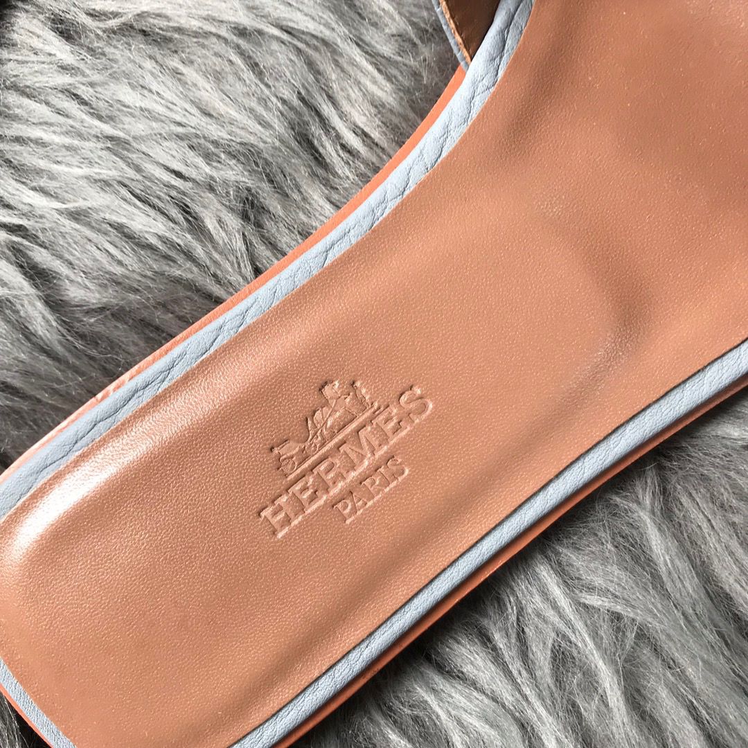 Hermes Oran Slide Sandals In Blue Lin Clemence Leather - Image 6