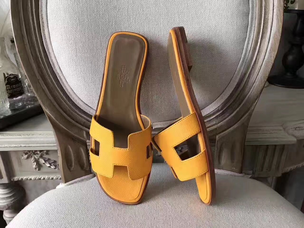 Hermes Oran Sandals In Jaune Epsom Leather - Image 3