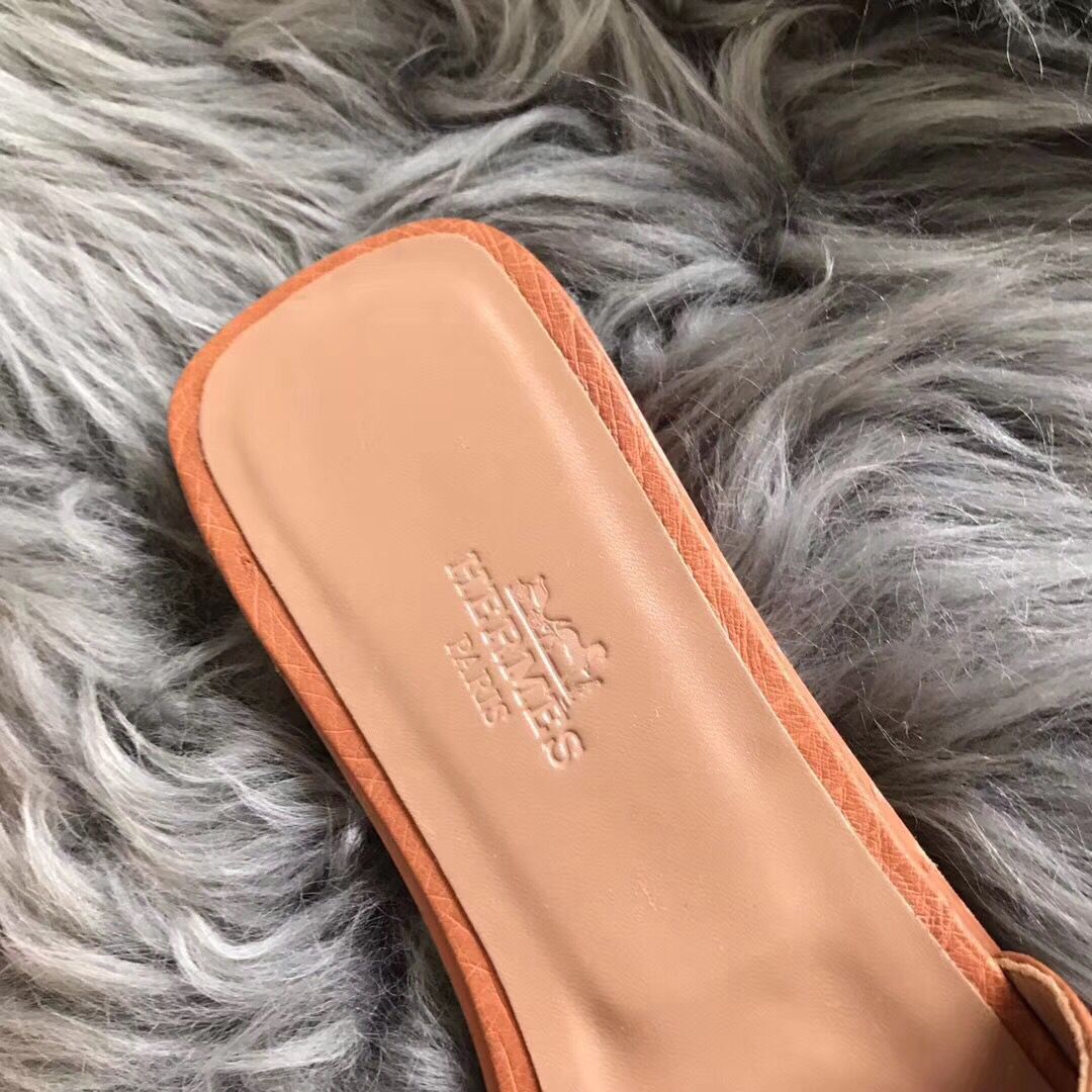 Hermes Oran Sandals In Brown Ostrich Leather - Image 3