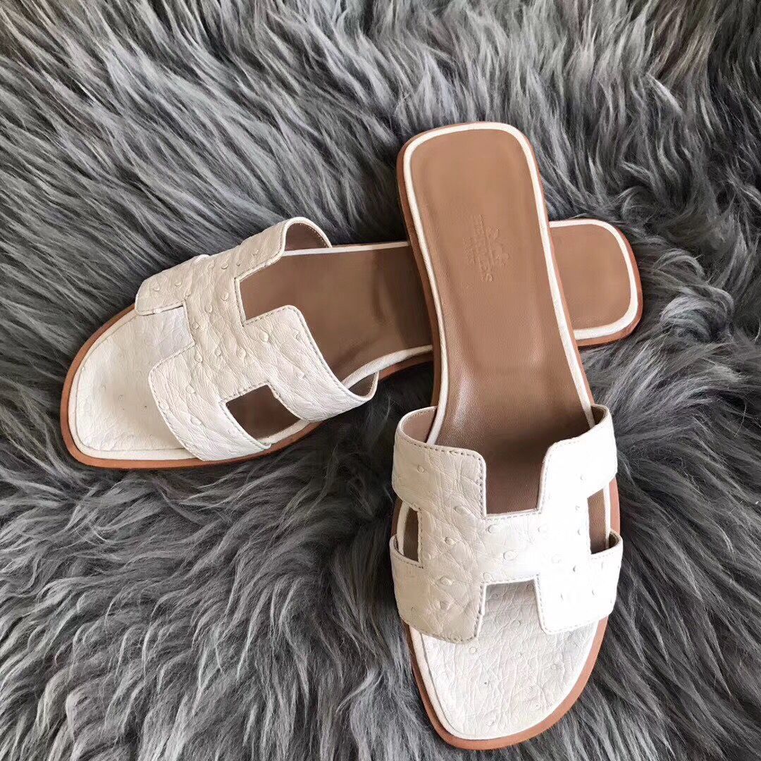 Hermes Oran Sandals In White Ostrich Leather - Image 3