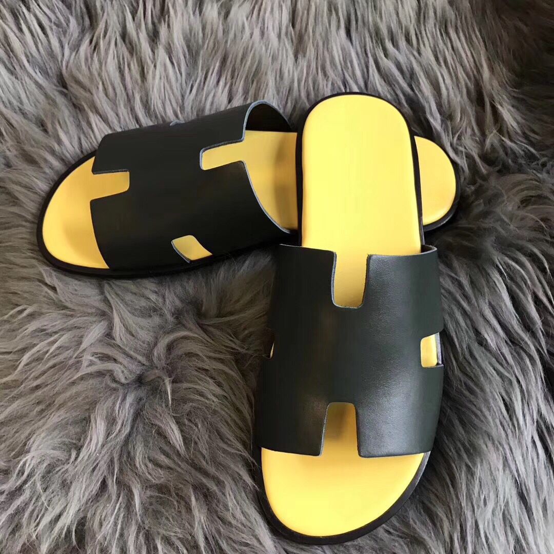 Hermes Izmir Sandals In Dark Green Swift Leather - Image 3