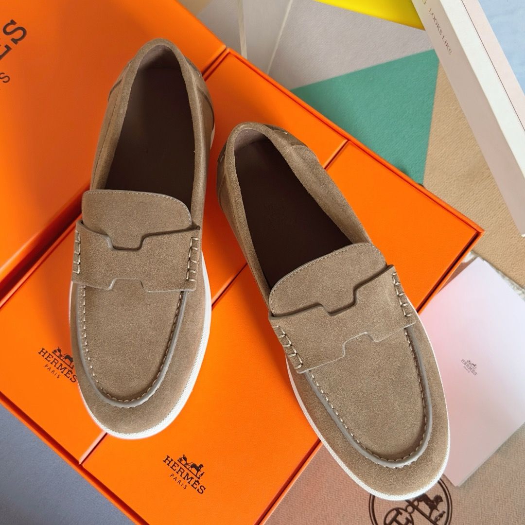 Hermes Men's Job Loafers in Etoupe Suede Calfskin - Image 3