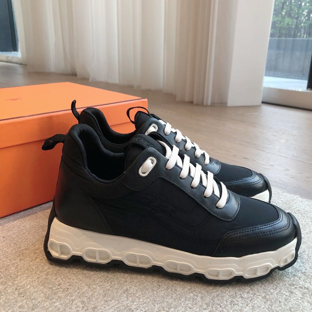 Hermes Men's Impulse Sneakers in Black Fabric and Leather - Image 5