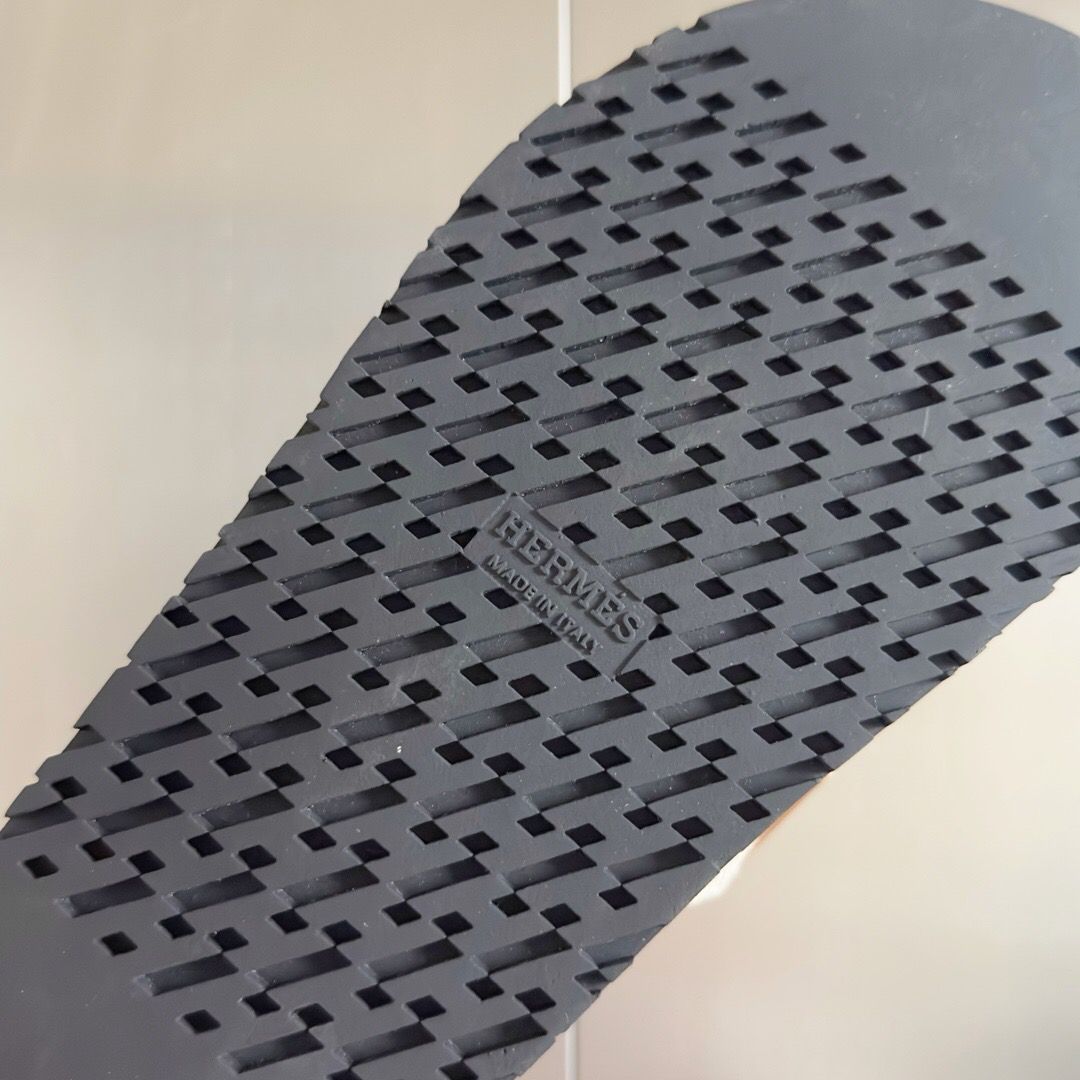 Hermes Men's Chypre Sandals In Canvas with Brown Leather - Image 5