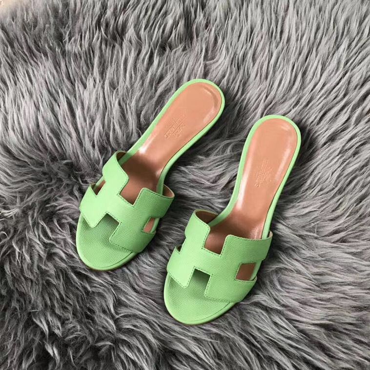 Hermes Oasis Sandals In Vert Criquet Epsom Leather - Image 3