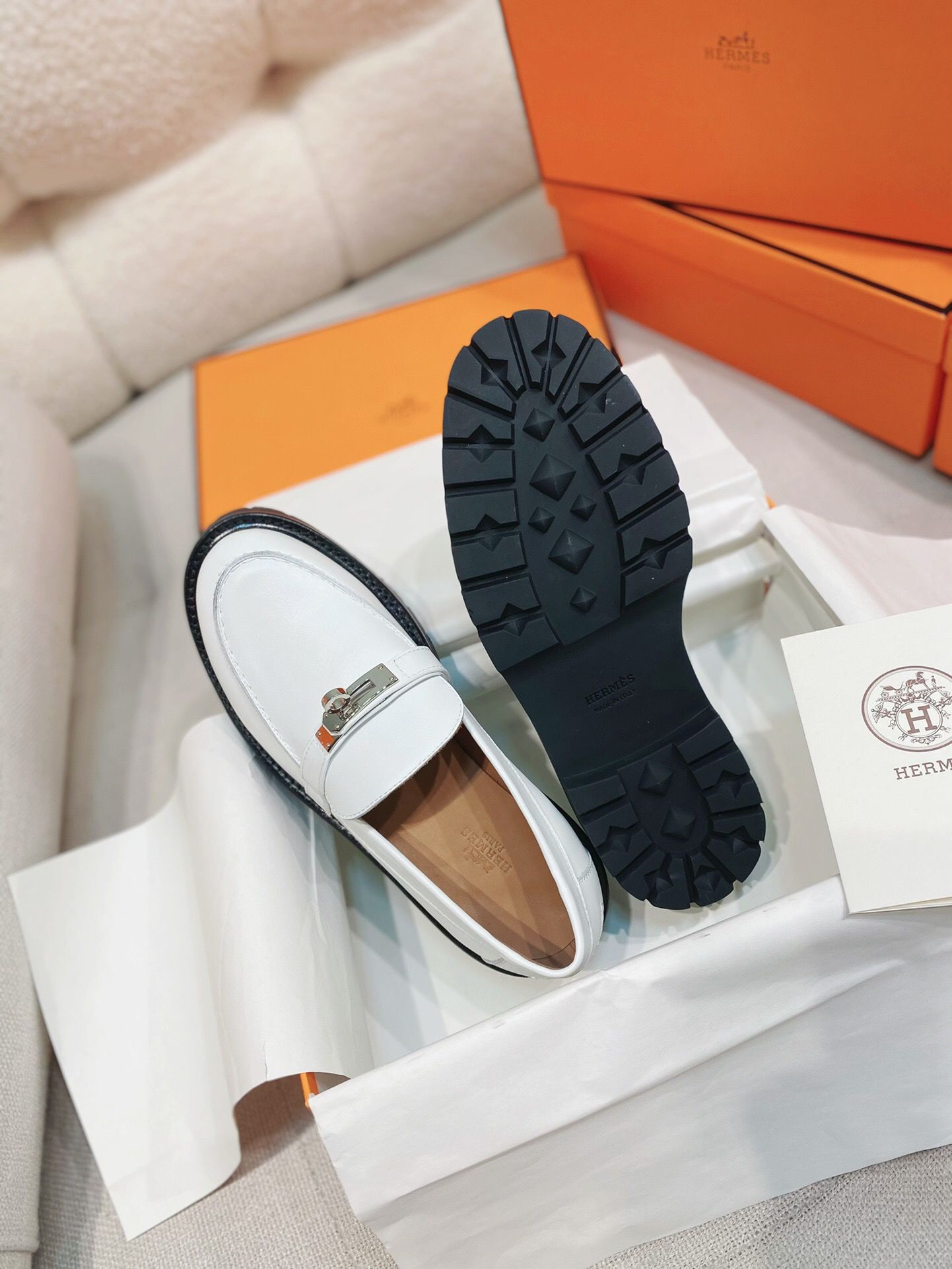 Hermes Women's Icone Loafers in White Calfskin - Image 8