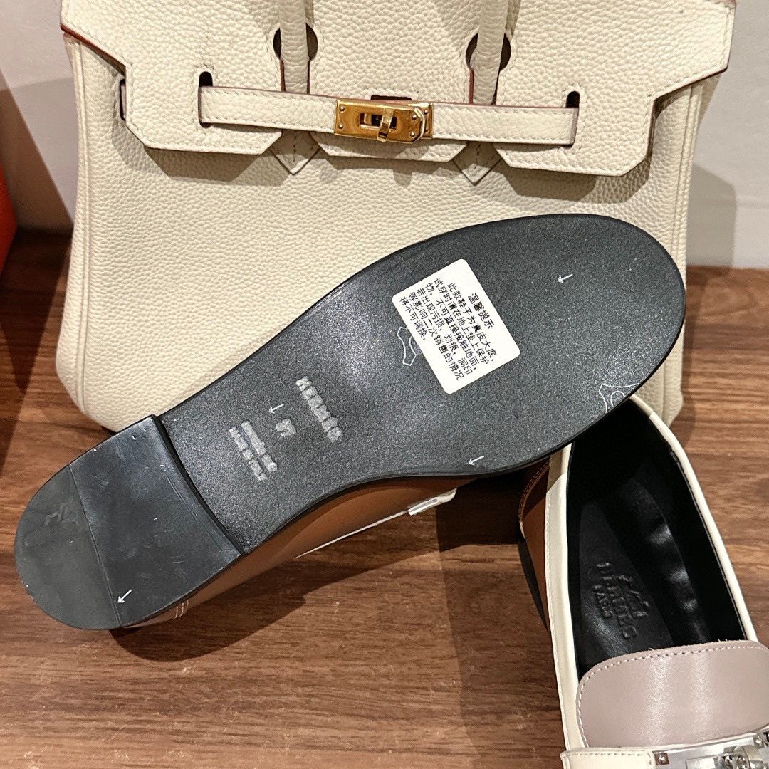 Hermes Women's Destin Loafers in Multicolor Leather - Image 10