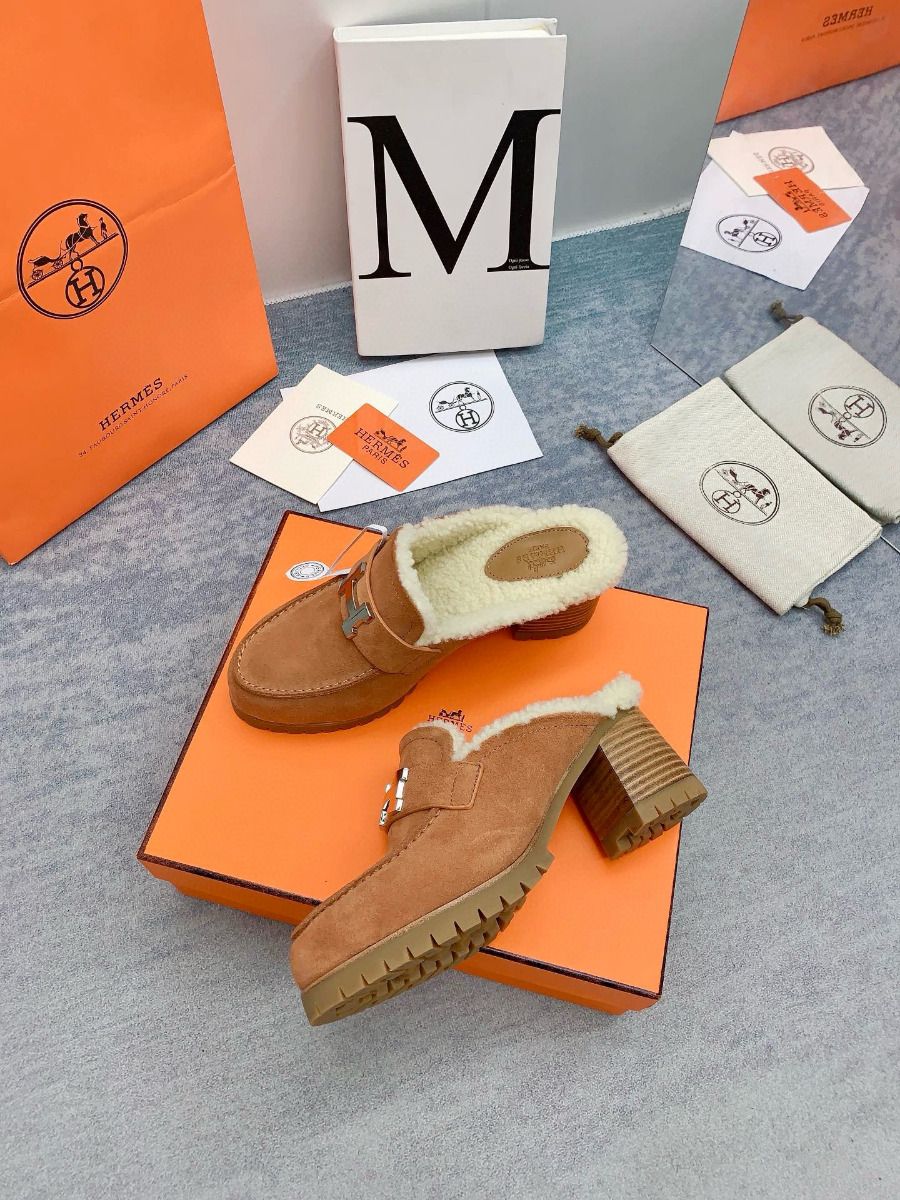 Hermes Flore 60 Mules in Brown Suede with Shearling - Image 5