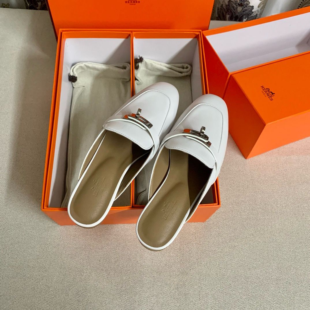 Hermes Women's Oz Mules in White Leather - Image 3