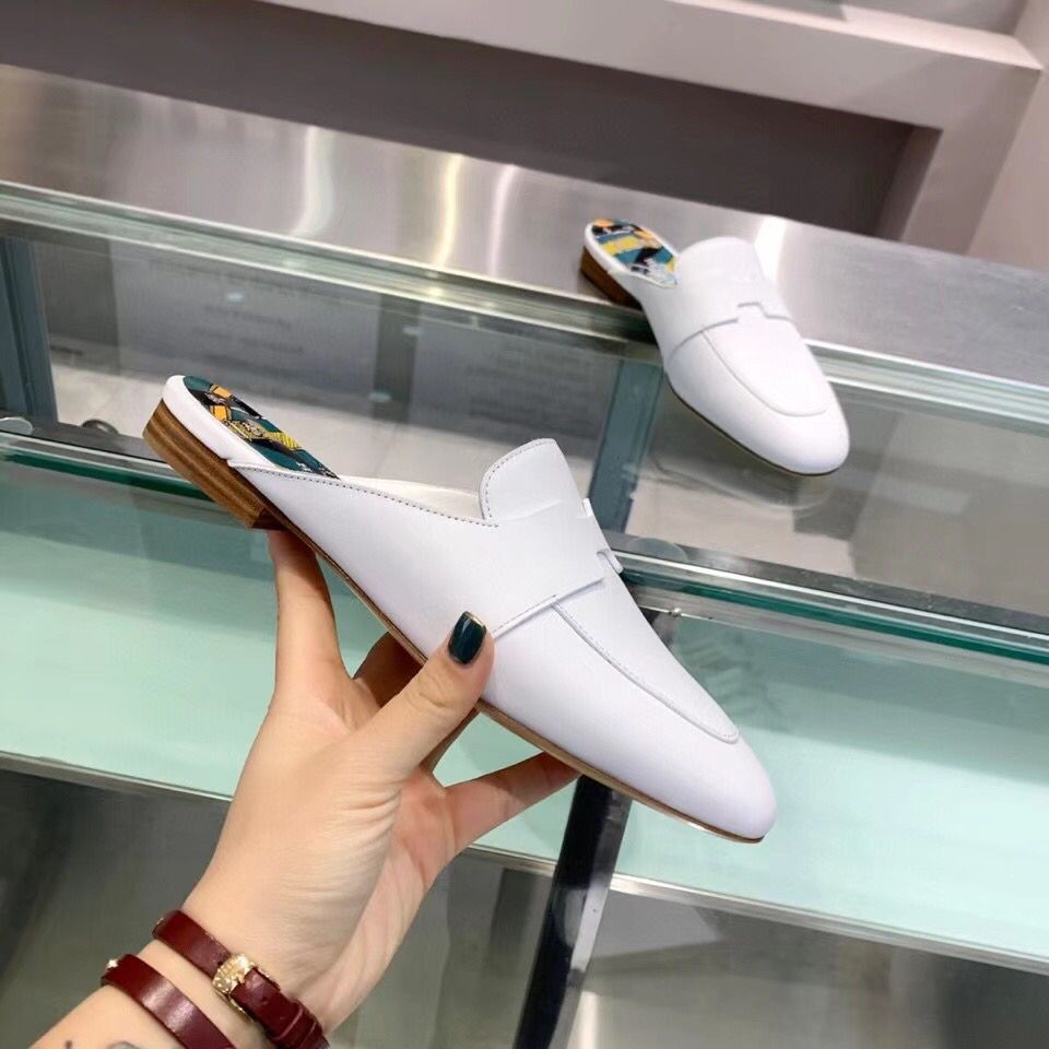 Hermes Catena Mules In White Calfskin - Image 6