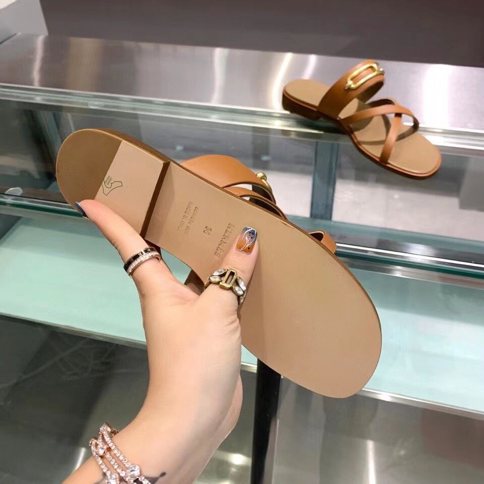 Hermes Claire Sandals In Brown Calfskin - Image 9