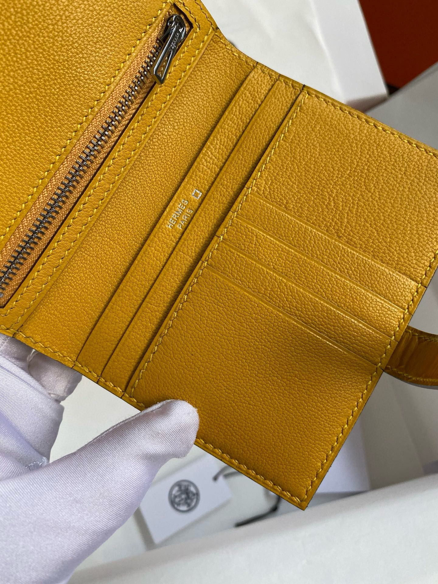 Hermes Bearn Compact Wallet in Jaune Ambre Shiny Alligator Leather - Image 7