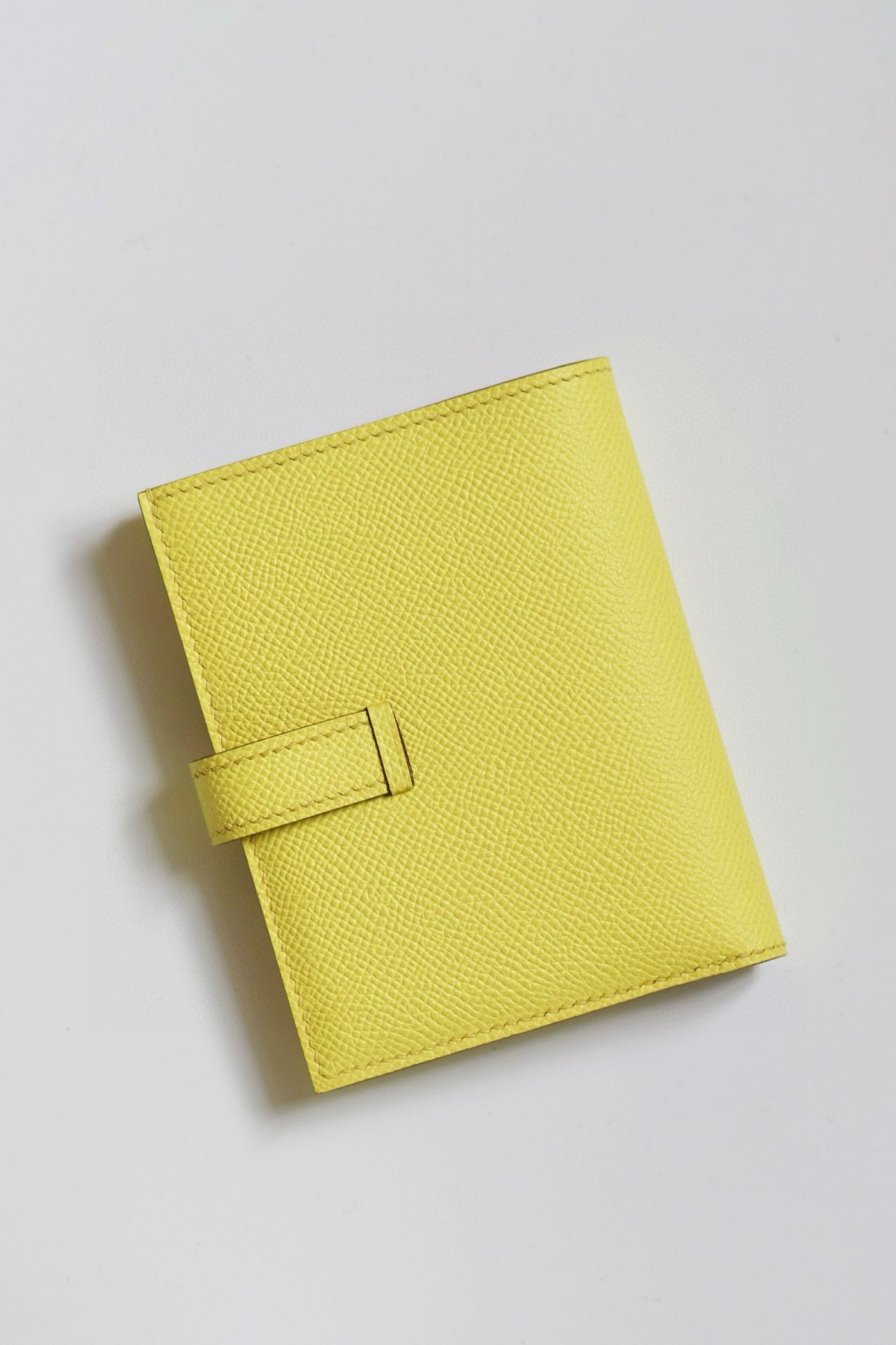 Hermes Bearn Compact Verso Handmade Wallet in Lime Epsom Calfskin - Image 10