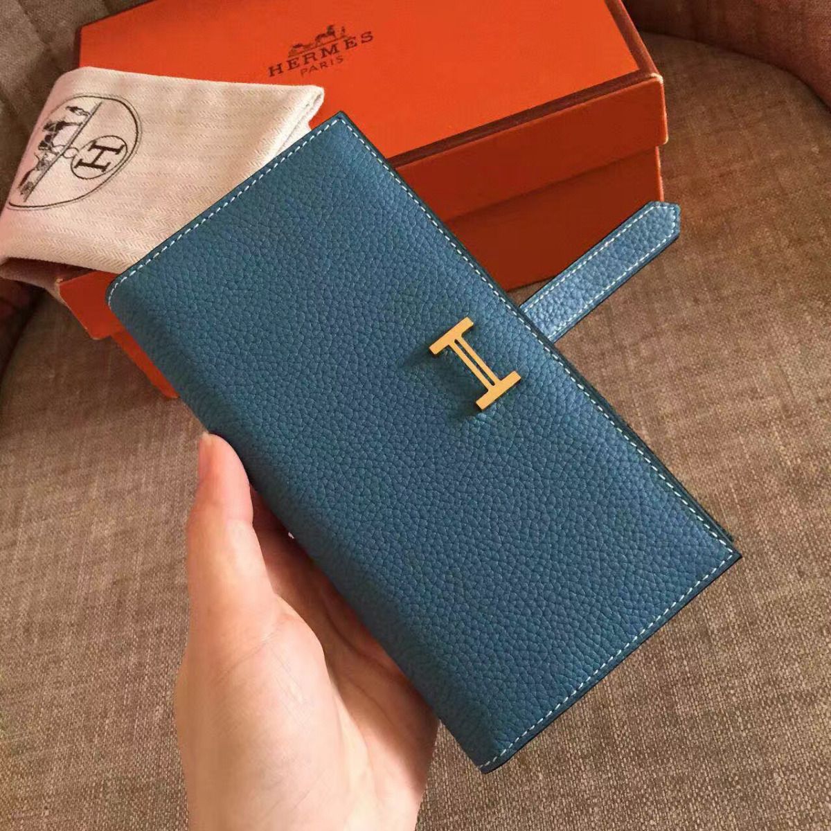 Hermes Blue Jean Clemence Bearn Gusset Wallet - Image 8