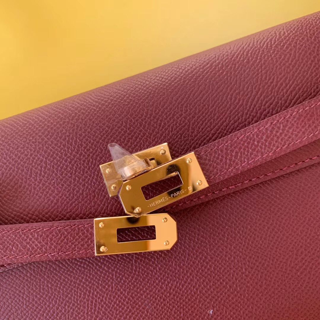 Hermes Kelly Classique To Go Wallet In Bordeaux Epsom Calfskin - Image 4
