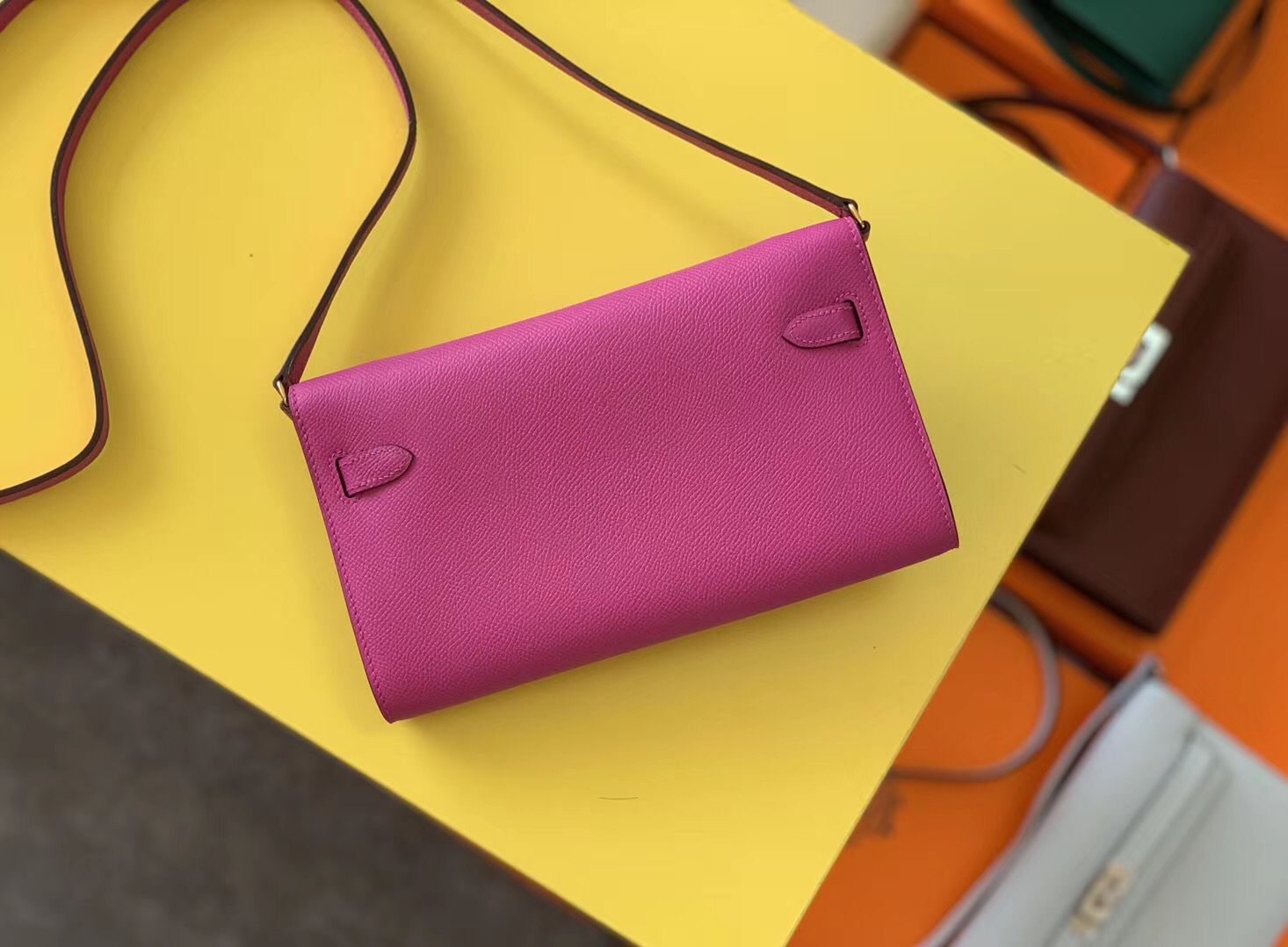 Hermes Kelly Classique To Go Wallet In Magnolia Epsom Calfskin - Image 3