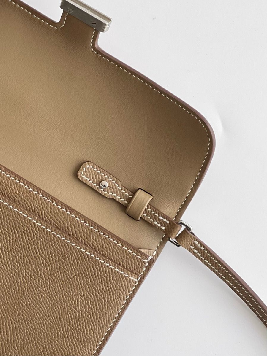 Hermes Constance To Go Wallet in Taupe Epsom Calfskin - Image 5