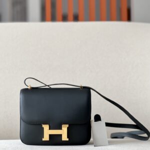 Constance 19 Box Nior (89) Gold Hardware